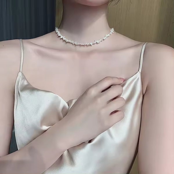 Baroque Pearl Choker Necklace