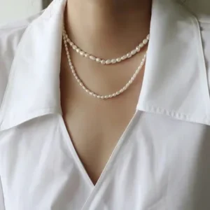 Minimalist Freshwater Pearl Necklace